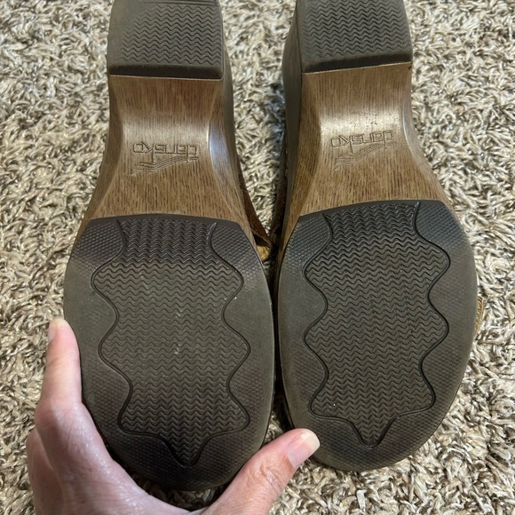 Dansko Sandals Size 40 Sophie Slide Wedge Brown Leather Embossed 9841537000 GWSB - Picture 4 of 8